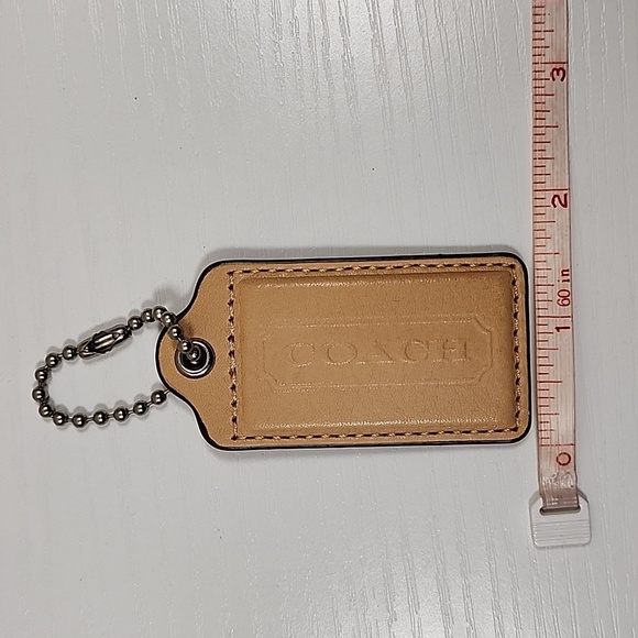 Coach Hangtag - Picture 6 of 6